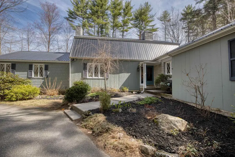 11 Robin Acres Drive, Wolfeboro, NH 03894 - #2