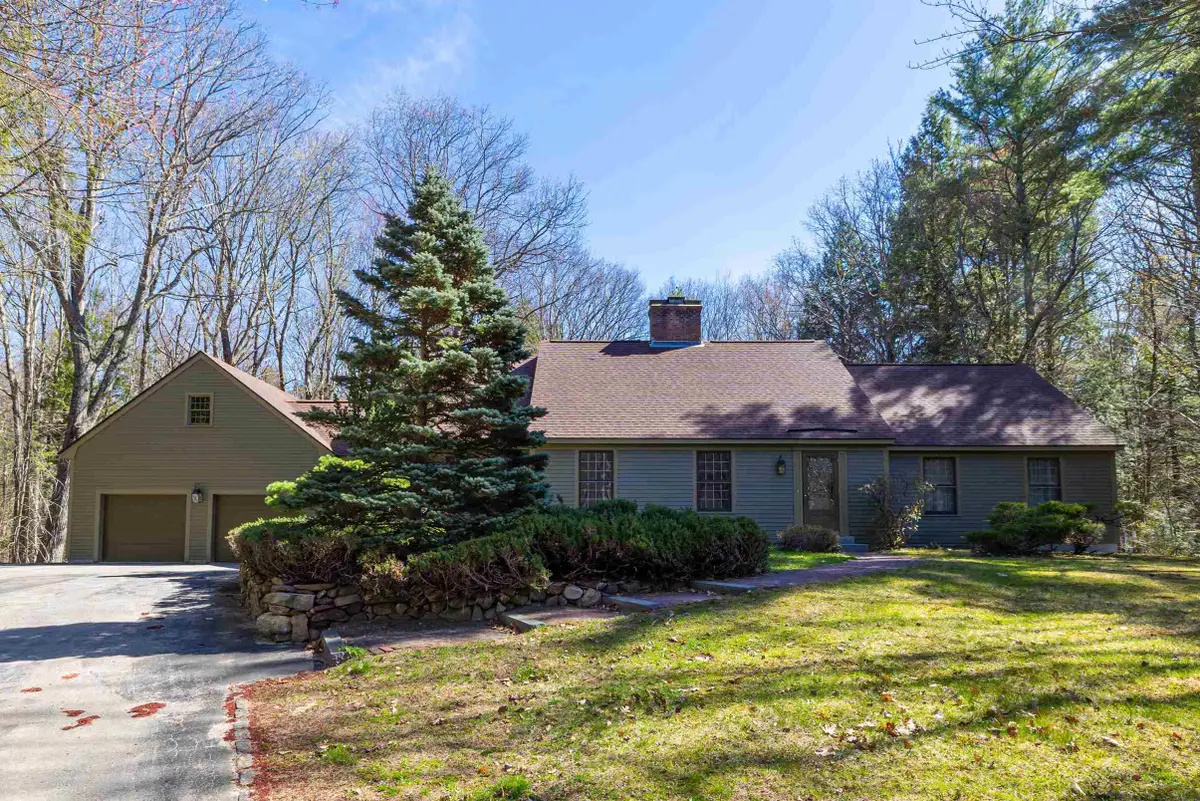214 Hopkins Green Road, Hopkinton, NH 03229 - #1