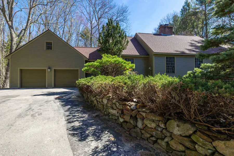 214 Hopkins Green Road, Hopkinton, NH 03229 - #2