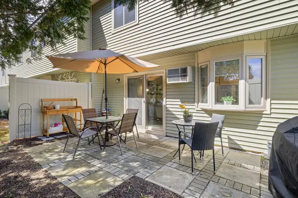 31 Tideview Drive, Dover, NH 03820