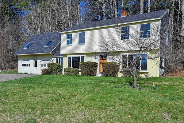 28 Ridgewood Road, Eliot, ME 03903