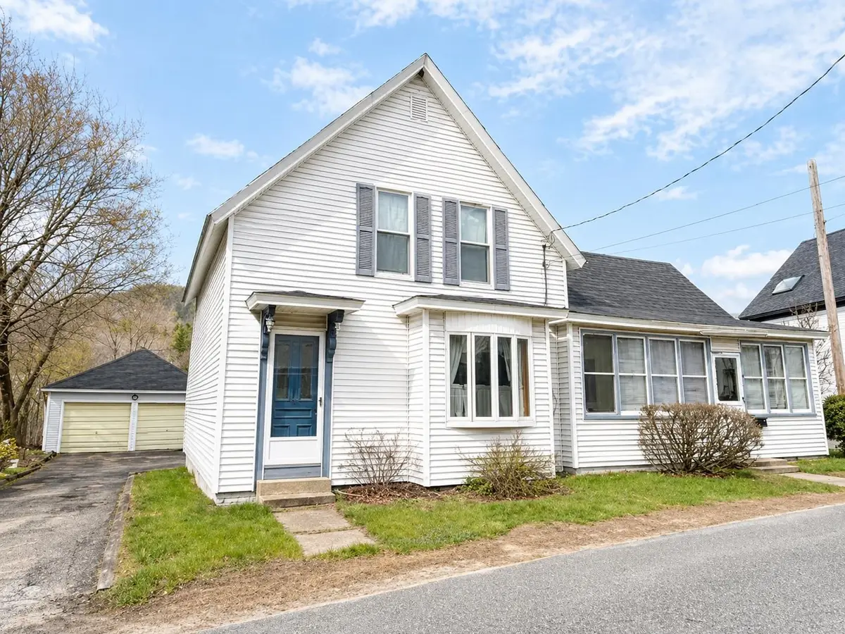 9 Mcfarland Street, Gorham, NH 03581 - #1