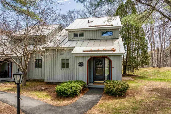 860 Murphy's Road #4A, Hartford, VT 05059