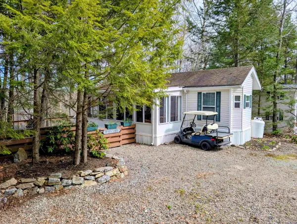 206 High Country Way #(aka Unit 100), Holderness, NH 03245