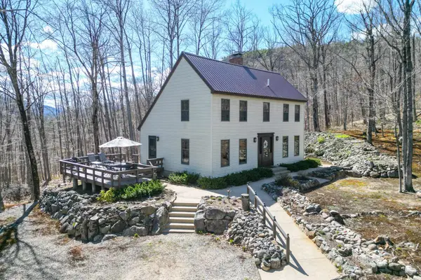 46 Pickering Road, Bartlett, NH 03812
