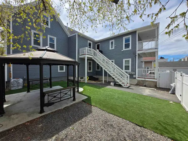 286 Lake Avenue, Manchester, NH 03103