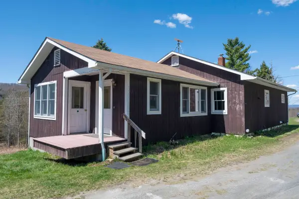 246 Gray Road, Plainfield, VT 05667