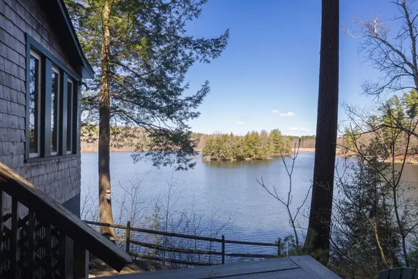 90 White's Point Road, Hubbardton, VT 05733