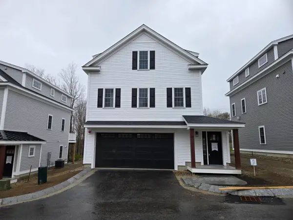 27 Eden Lane #4, Portsmouth, NH 03801