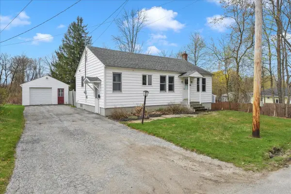 10 Hodges Court, St. Albans City, VT 05478