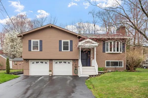 3 Westgate Road, Derry, NH 03038