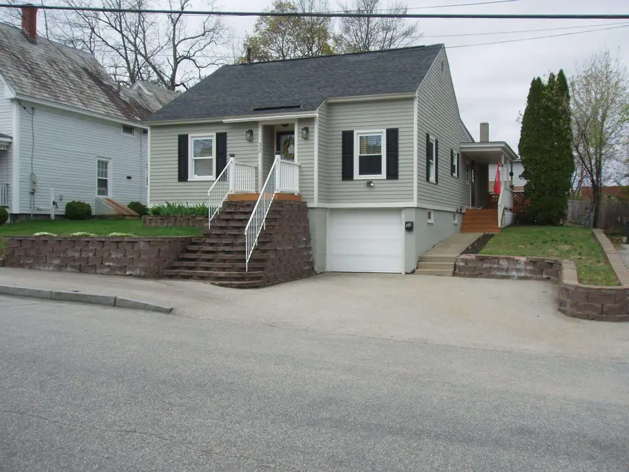 32 Morgan Street, Manchester, NH 03102-3435 - #3