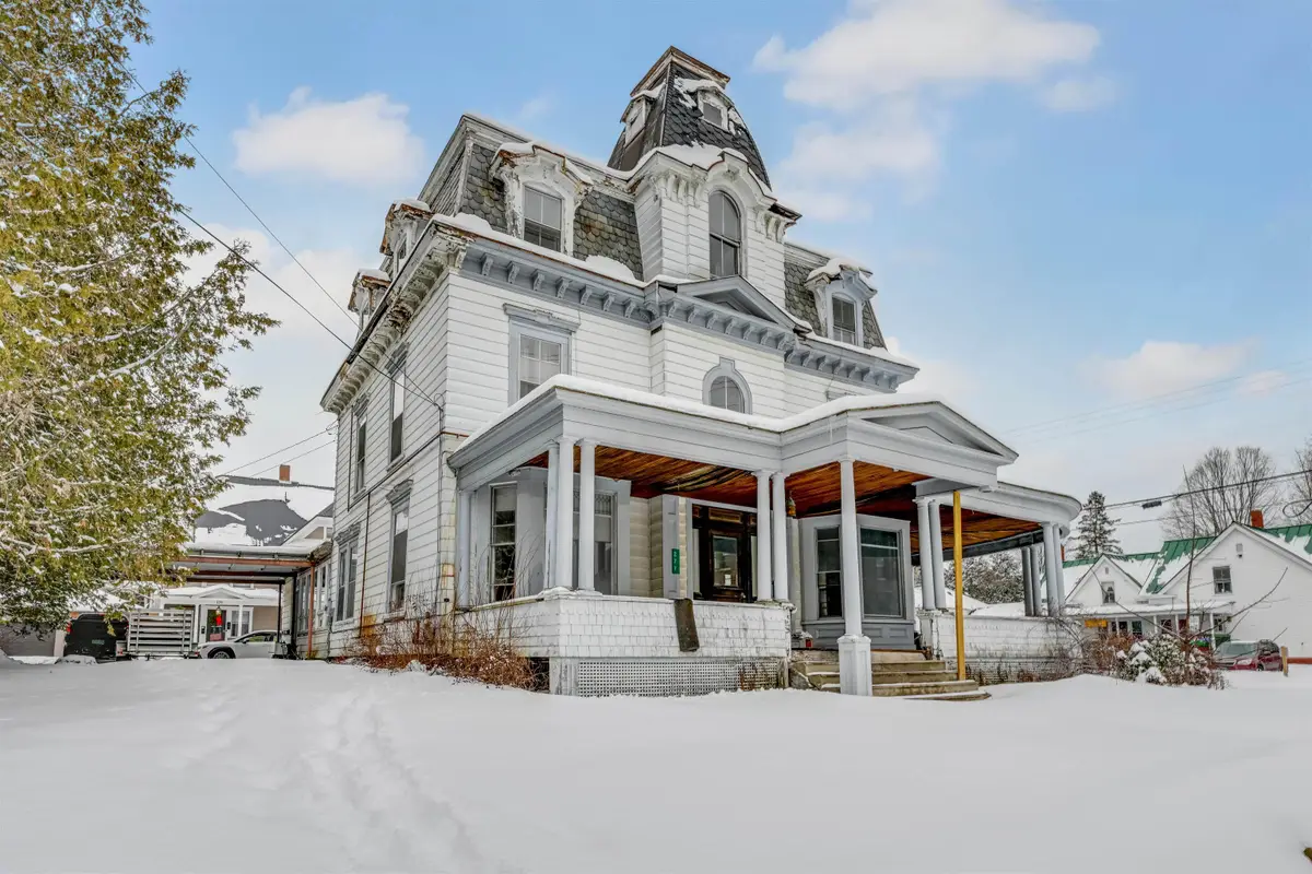 277 Summer Street, Saint Johnsbury, VT 05819 - #1
