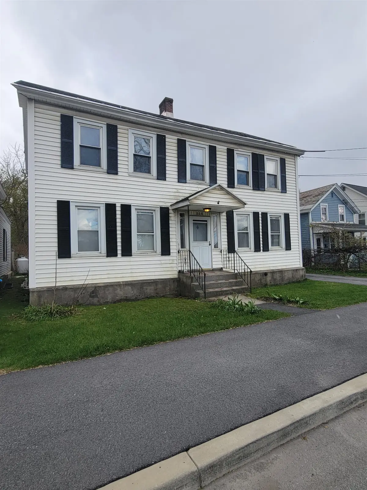 205 County Street, Bennington, VT 05201 - #1