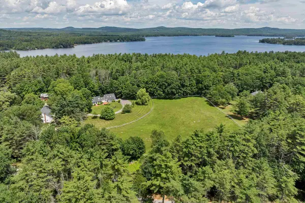 108 Whitten Neck Road, Wolfeboro, NH 03894