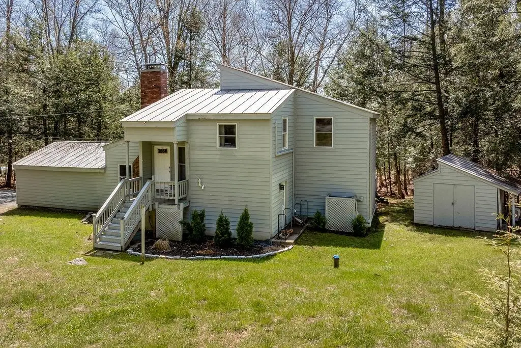 957 Marsh Family Road, Hartford, VT 05059 - #1