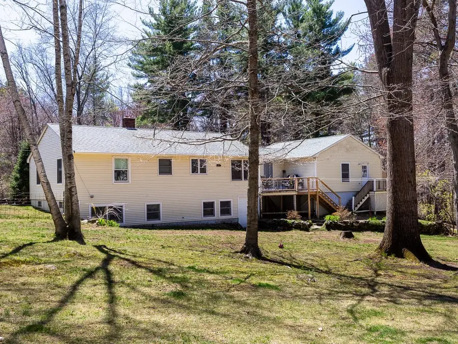8 Laurel Lane, Stratham, NH 03885 - #2