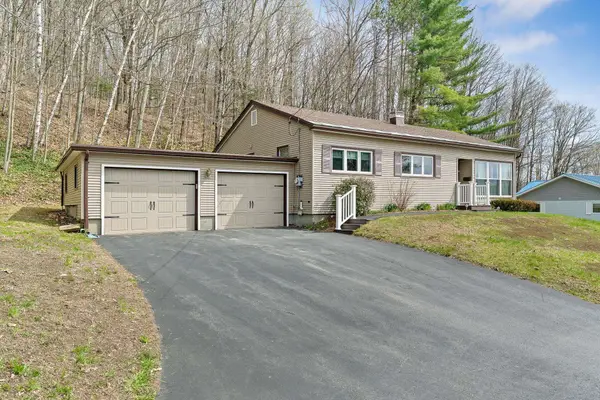 39 Maplewood Avenue, Barre City, VT 05641