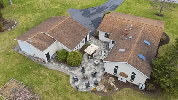 1138 Barber Pond Road, Pownal, VT 05261