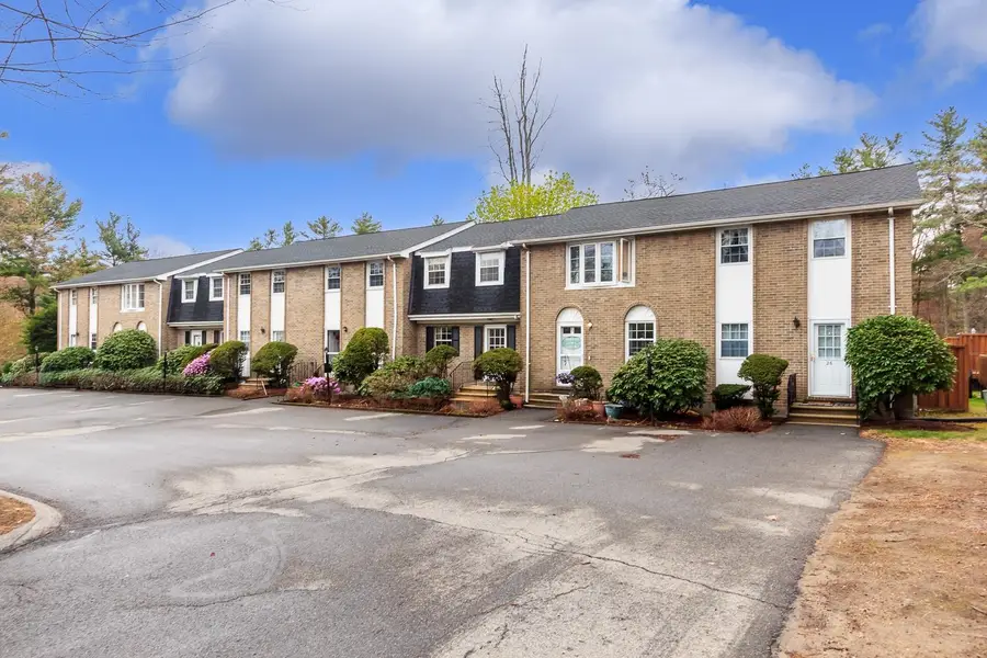 24 Fieldstone Drive, Londonderry, NH 03053 - #3