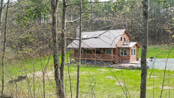 1209 Wildlife Road, Hartford, VT 05001