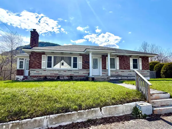 471 Madison Avenue, Berlin, NH 03570