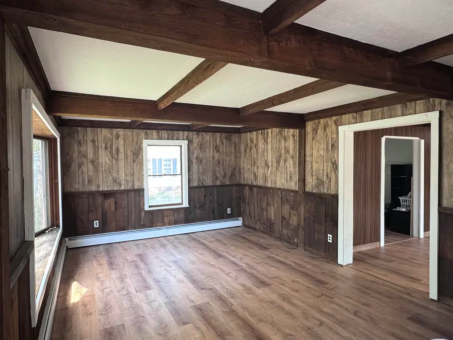 16 Norton Street, Derry, NH 03038 - #3