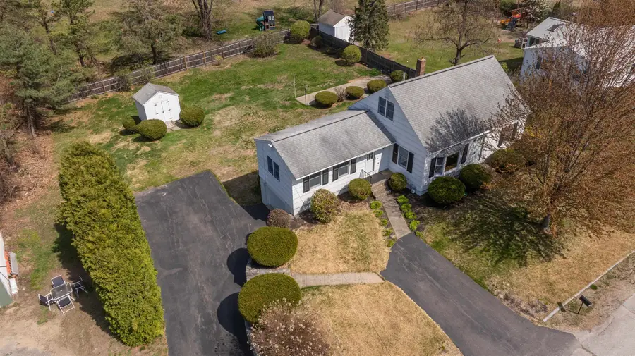 17 Stevens Avenue, Merrimack, NH 03054 - #2