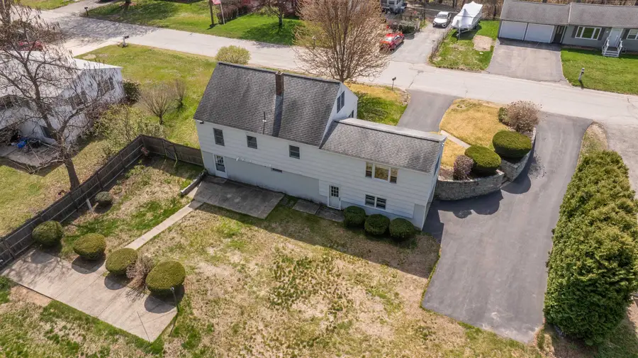 17 Stevens Avenue, Merrimack, NH 03054 - #3