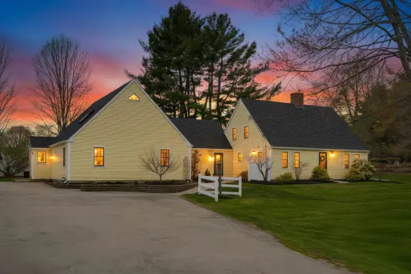 6 Fifield Lane #B, Stratham, NH 03885