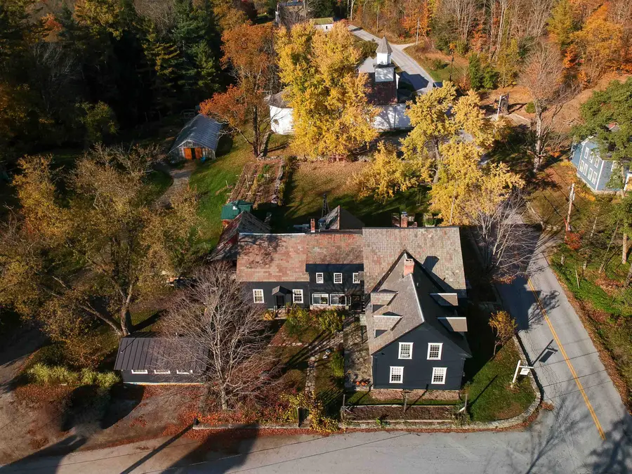 95 Middletown Road, South Londonderry, VT 05155 - #2