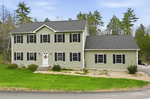 59 Hearthside Drive, Barrington, NH 03825