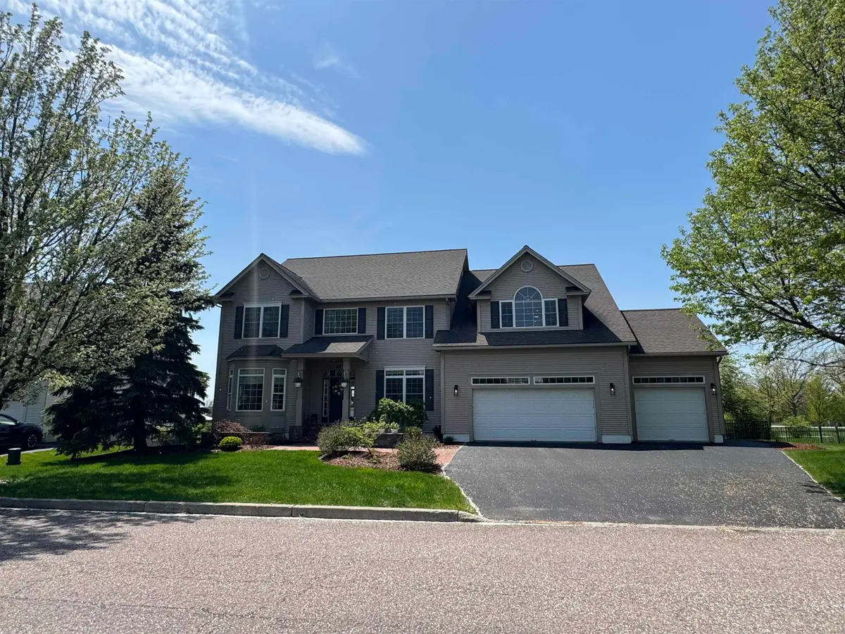 62 Crispin Drive, South Burlington, VT 05403 - #1