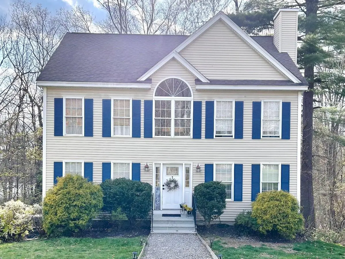 2 Cardinal Circle, Derry, NH 03038 - #1
