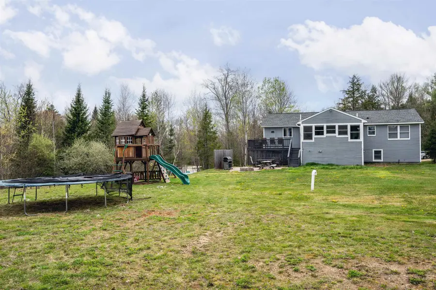 21 Nutter Circle, Center Barnstead, NH 03225 - #3
