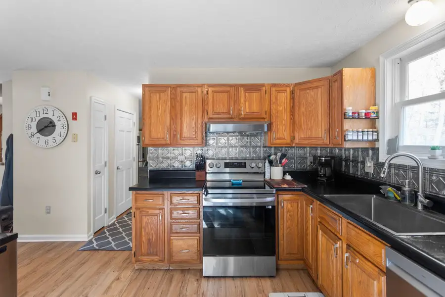 51 Guys Lane, Weare, NH 03281 - #2