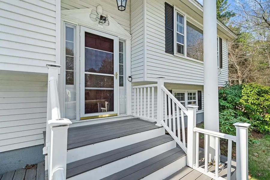 6 Happy Lane, Londonderry, NH 03053 - #2