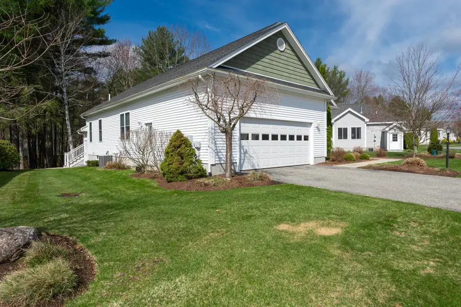 16 Nevins Drive, Londonderry, NH 03053 - #2