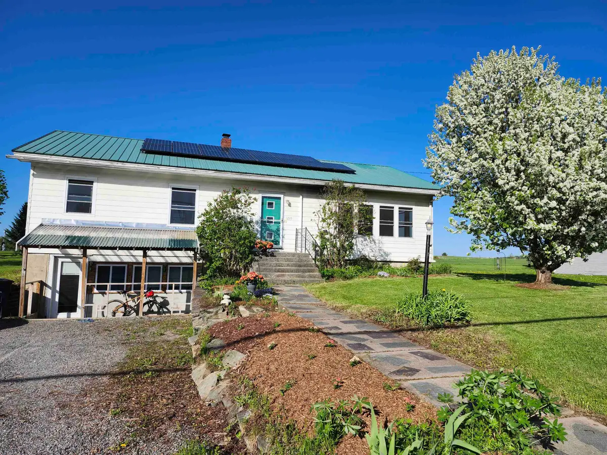 1235 Main Street, Fairfax, VT 05454 - #1