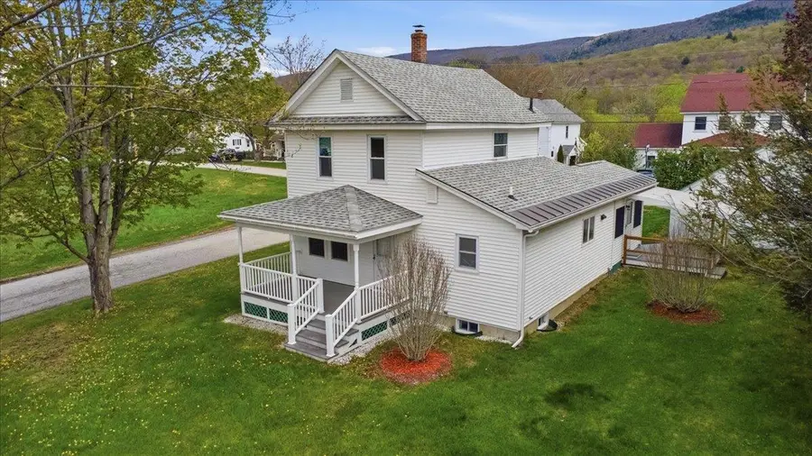 10 Cass Terrace, Manchester, VT 05255 - #2