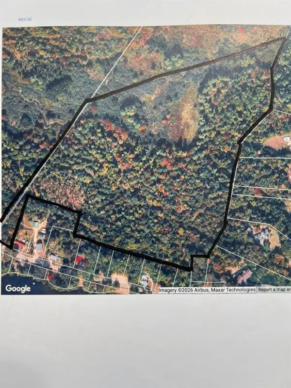 240 Clough Pond Road, Loudon, NH 03307