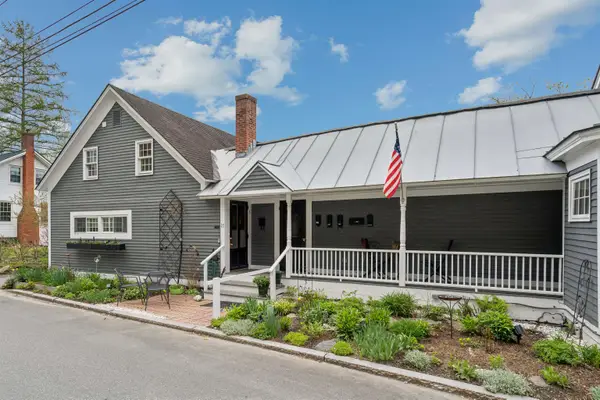 17 High Street #5, Woodstock, VT 05091