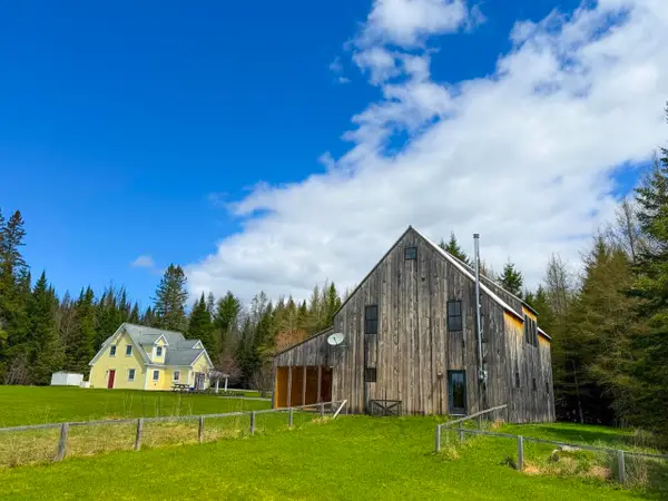 673 + 675 Sanderson Hill Road, Charleston, VT 05872
