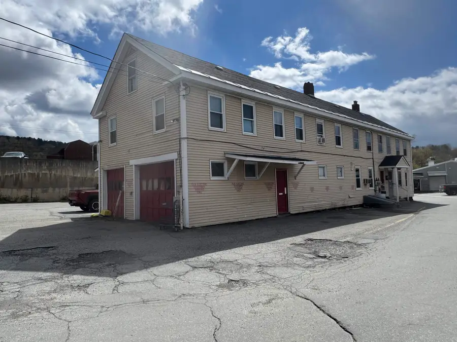 16 Railroad Avenue, West Lebanon, NH 03784 - #3