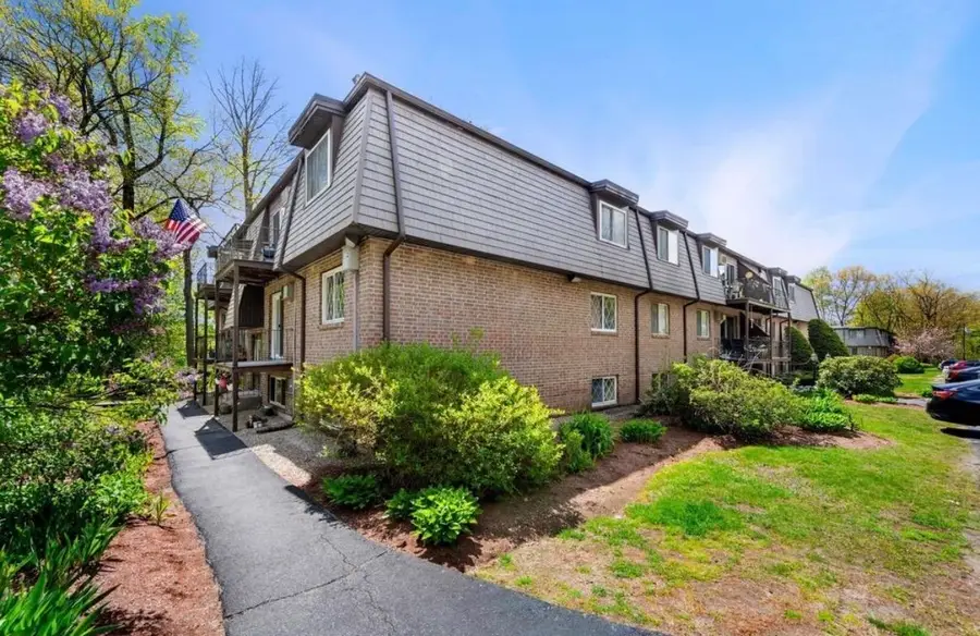 3 Pembroke Drive #15, Derry, NH 03038 - #2