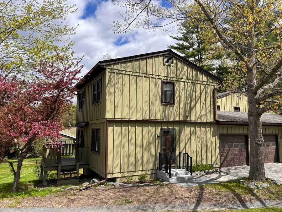 34 Floyd Avenue #Unit 24, West Lebanon, NH 03784 - #3