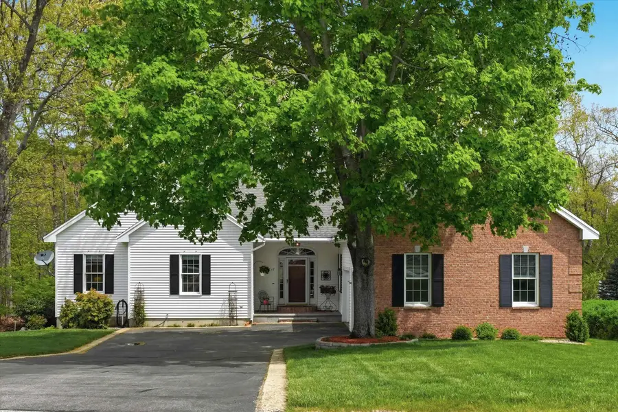 17 Village Drive, Atkinson, NH 03811-2111 - #2