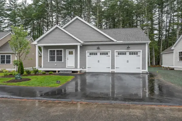 38 Wilderness Drive, Nashua, NH 03062