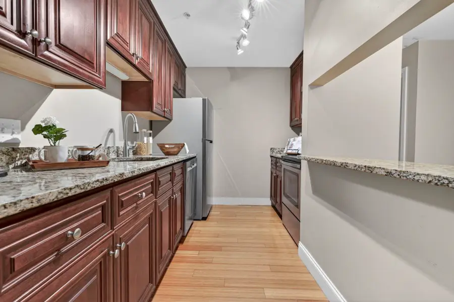 92 Eastern Avenue #202, Manchester, NH 03104 - #3
