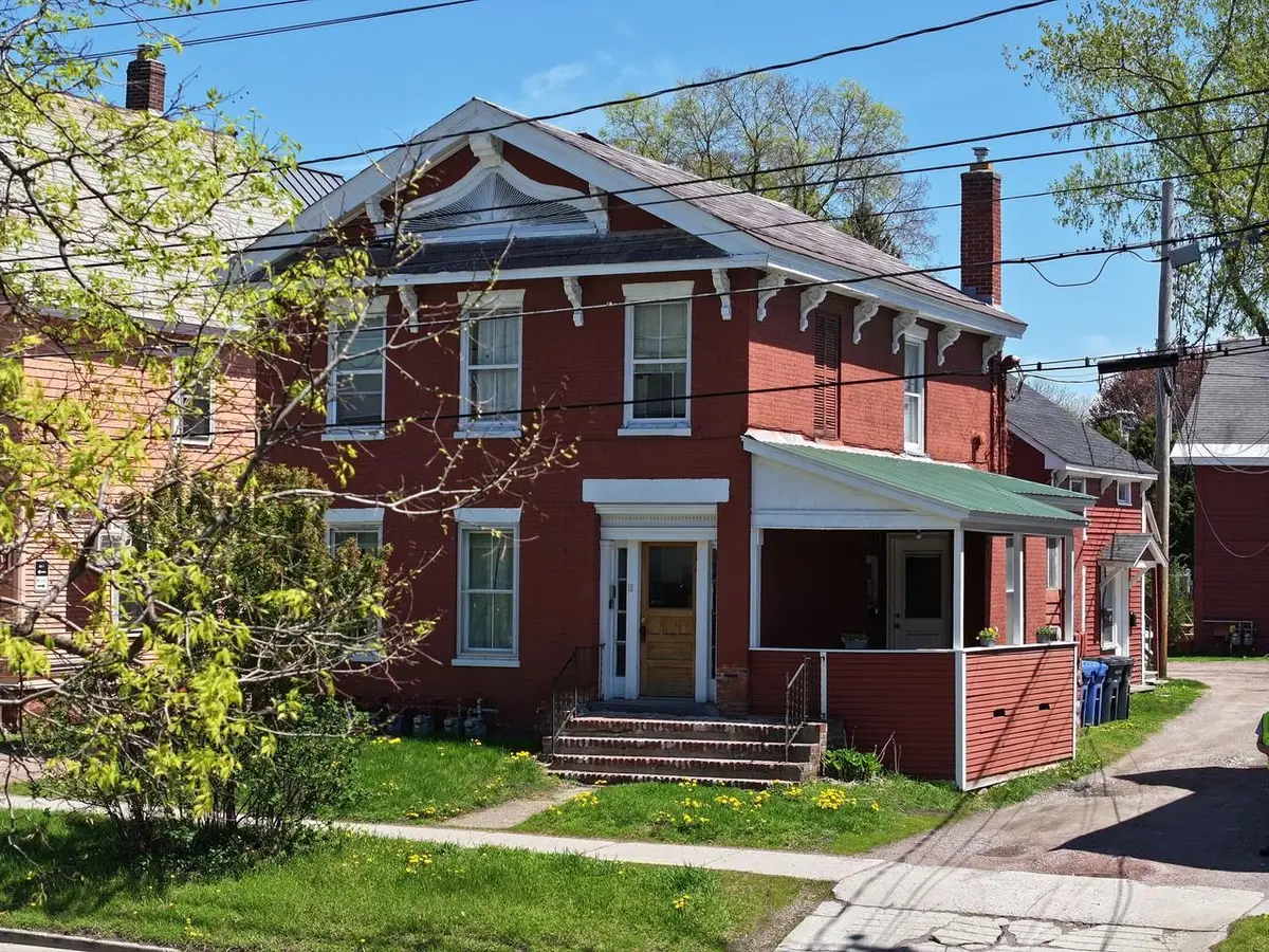 18 Park Street, Burlington, VT 05401 - #1